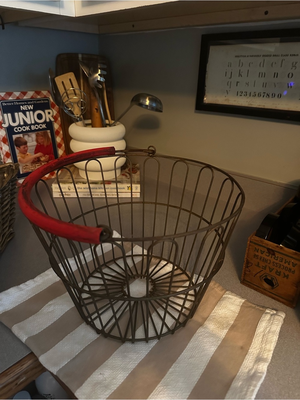 Vintage wire apple/fruit picking basket